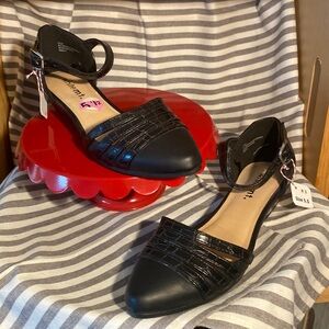 #3 White Mt. Buckled Flats - Black